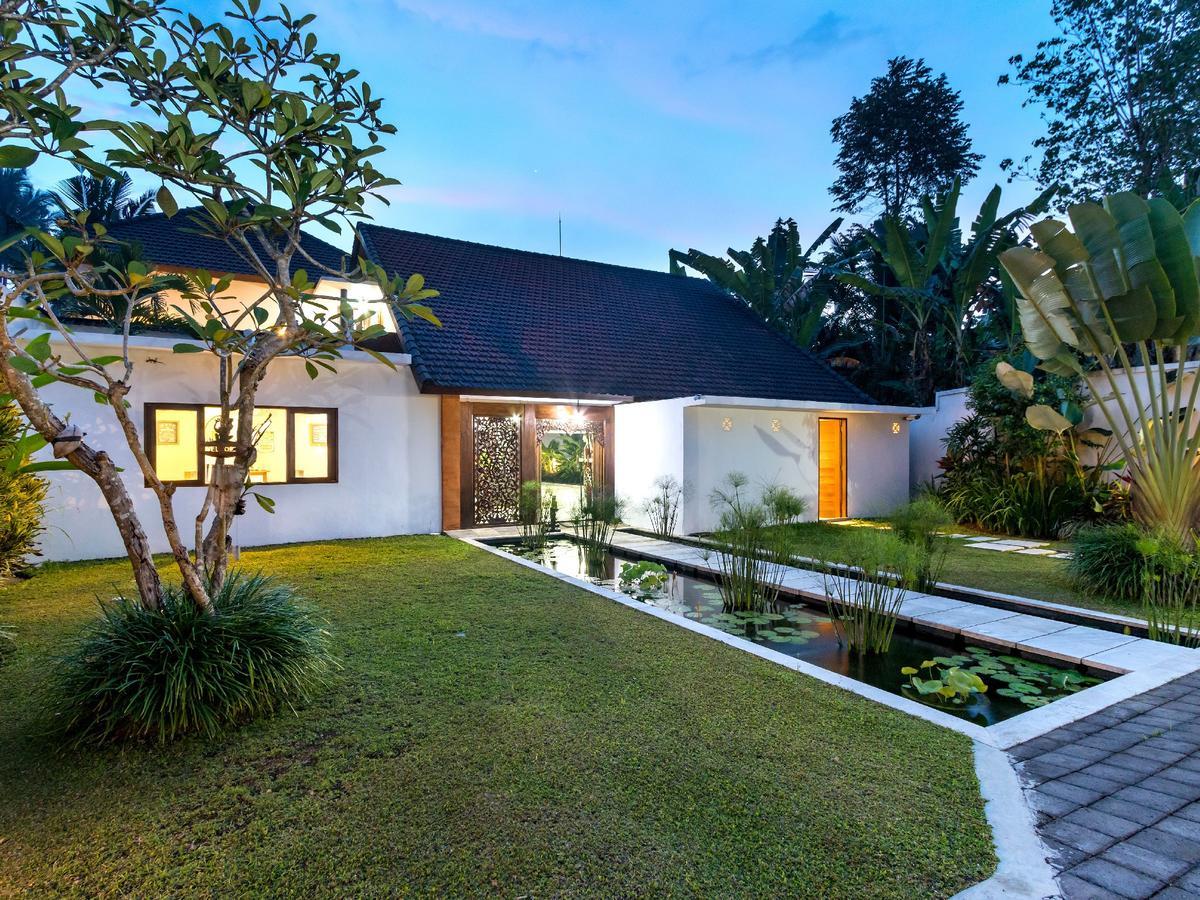 Villa Candi Kecil Tujuh Ubud Esterno foto