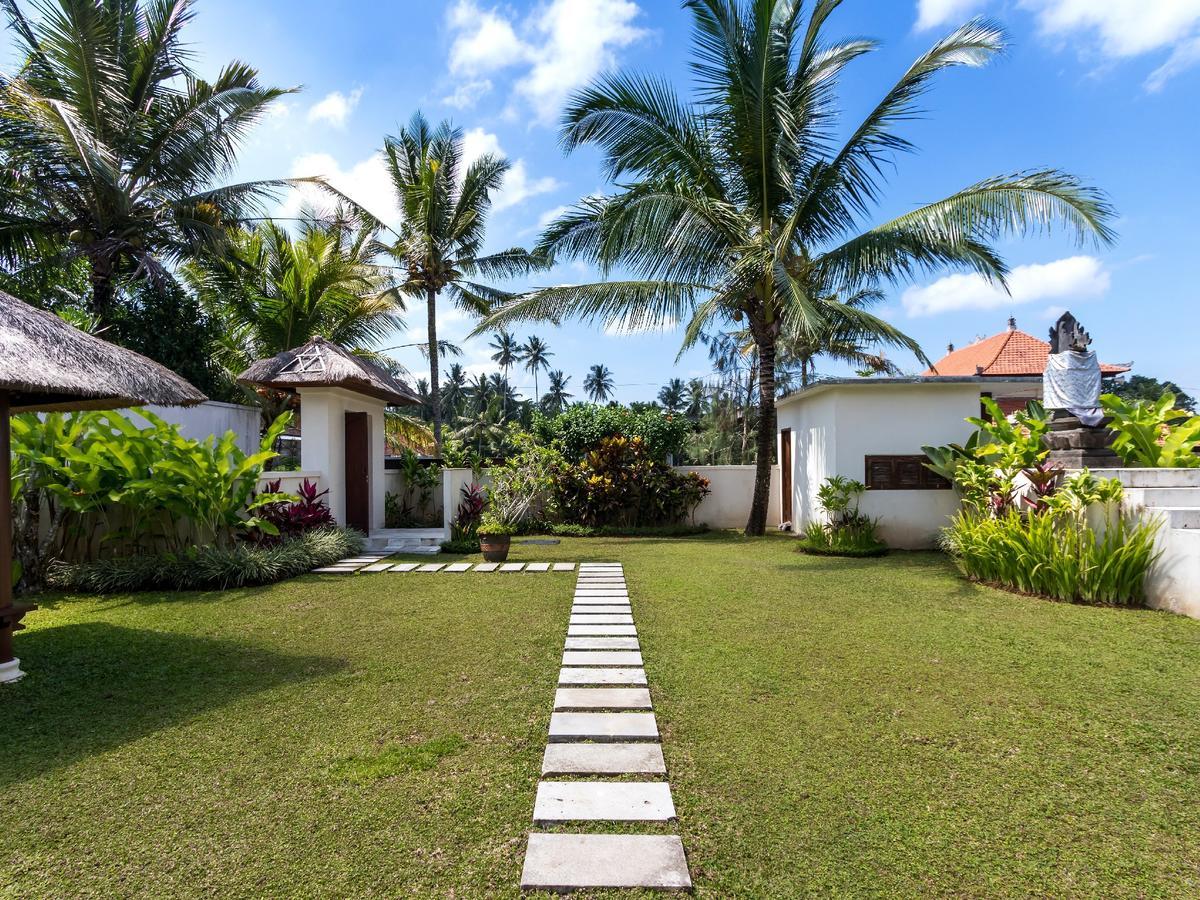 Villa Candi Kecil Tujuh Ubud Esterno foto